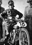 Martin Schneeweiss Austro-Omega motorkerékpárján